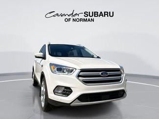 Used 2019 Ford Escape Titanium video 1