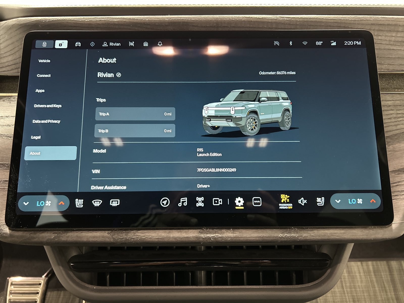 Used 2022 Rivian R1S Launch Edition Quad AWD/4WD image 28