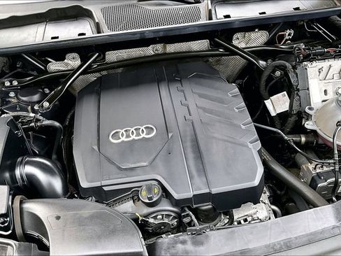 Used 2023 Audi Q5 2.0T Premium w/ Convenience Package AWD/4WD image 31