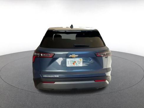 Used 2025 Chevrolet Equinox LT image 12