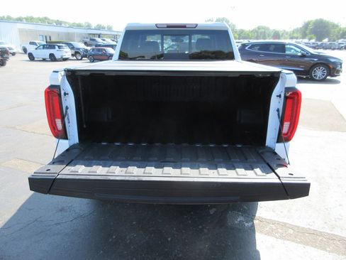 Certified 2022 GMC Sierra 1500 Denali w/ Driver Alert Package II AWD/4WD image 9