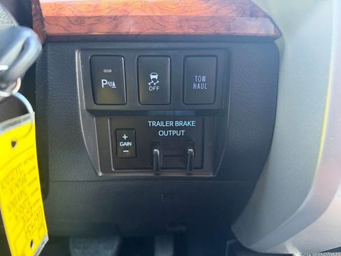 Used 2018 Toyota Tundra 1794 Edition image 16