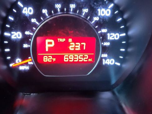 Used 2015 Kia Soul ! w/ Sun & Sound Package image 29