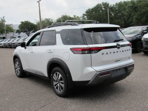 New 2026 Nissan Pathfinder SL FWD image 7