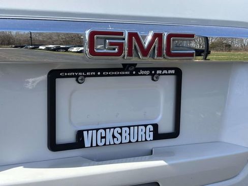 Used 2018 GMC Yukon Denali w/ Open Road Package AWD/4WD image 44