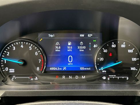 Used 2020 Ford Explorer XLT w/ Equipment Group 202A AWD/4WD image 9