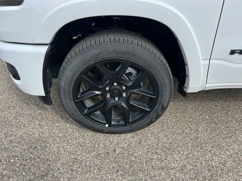 Used 2026 RAM 1500 Laramie image 9