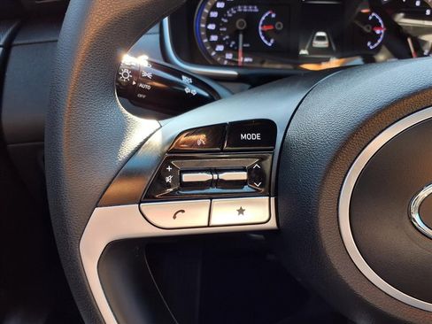 Used 2024 Hyundai Santa Cruz SE image 13