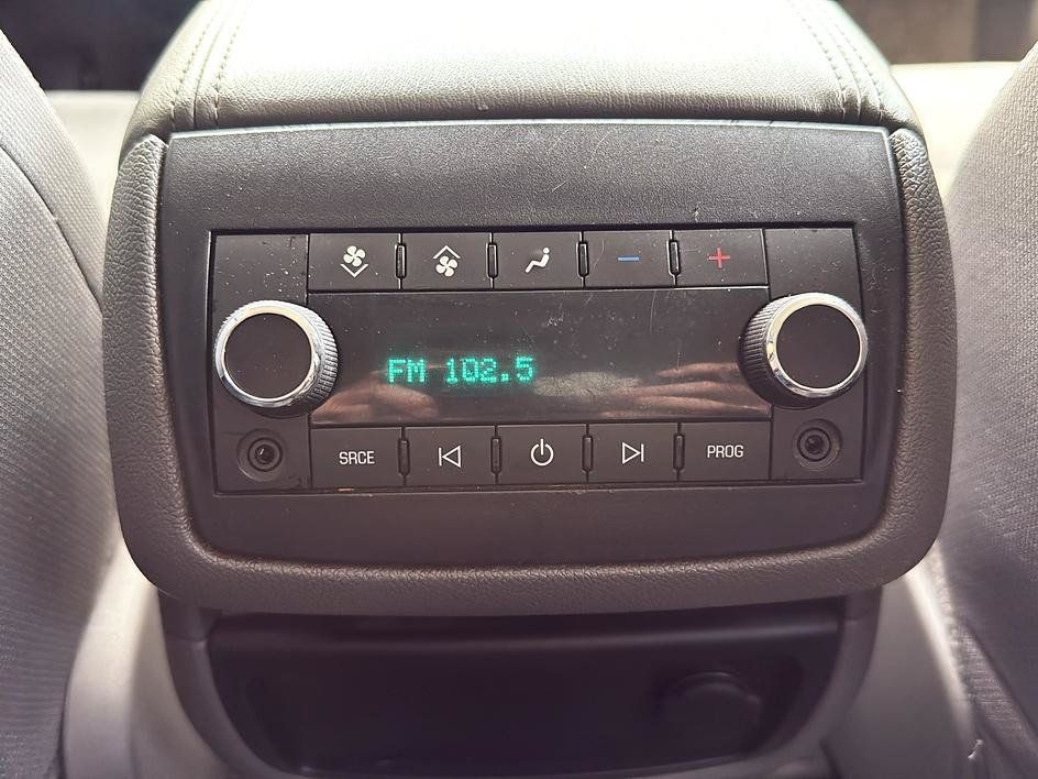 Used 2016 Chevrolet Traverse LT AWD/4WD image 19