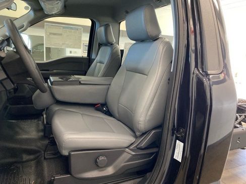 New 2024 Ford F550 4x4 Regular Cab Super Duty image 11