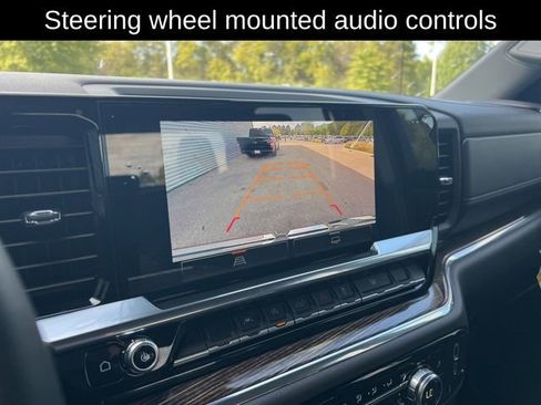 Used 2025 GMC Sierra 1500 Elevation image 16