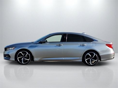 Used 2019 Honda Accord Sport image 7