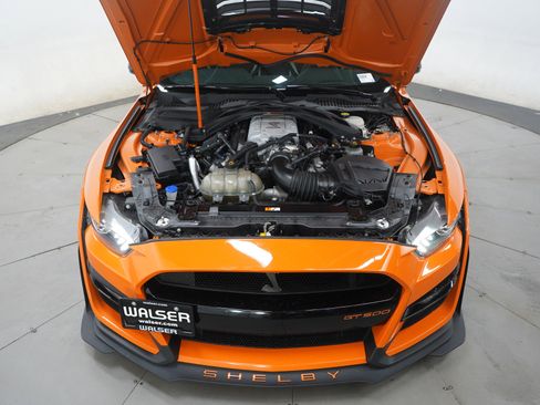 Used 2020 Ford Mustang Shelby GT500 w/ Carbon Fibre Track Pack image 46