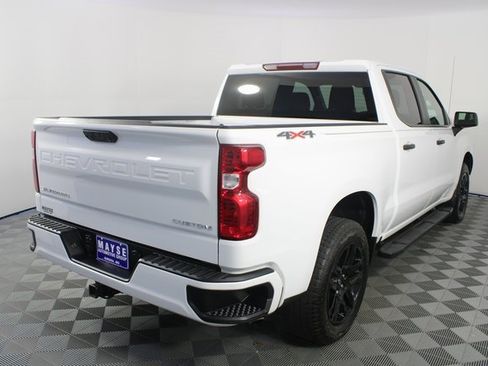 Used 2024 Chevrolet Silverado 1500 Custom image 23