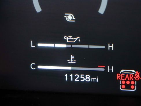 Used 2025 Lexus GX 550 w/ Accessory Package (Z1) image 17