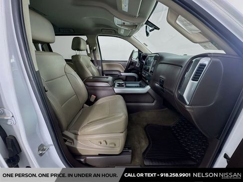 Used 2017 Chevrolet Silverado 1500 LTZ Z71 image 26