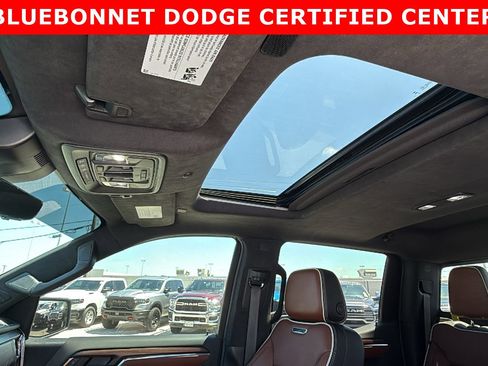 Used 2024 GMC Sierra 1500 Denali Ultimate AWD/4WD image 14