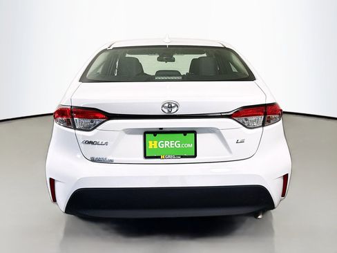 Used 2024 Toyota Corolla LE FWD image 8