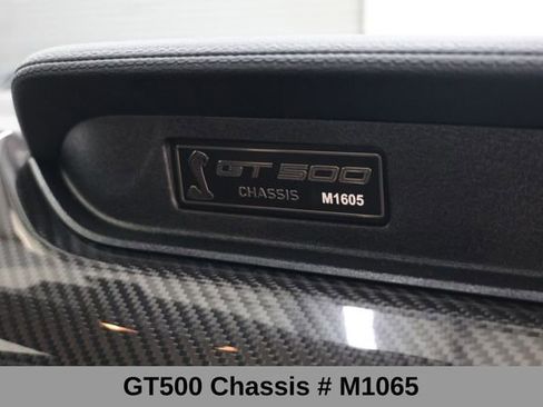 Used 2021 Ford Mustang Shelby GT500 w/ Carbon Fiber Track Pack RWD image 7