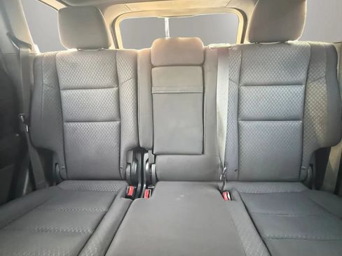 Used 2018 Jeep Grand Cherokee Laredo AWD/4WD image 20
