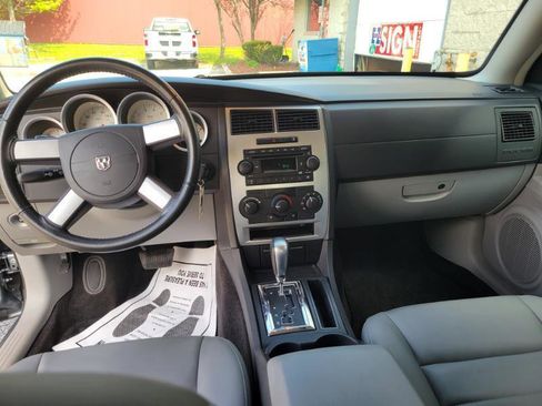 Used 2006 Dodge Charger SXT RWD image 32