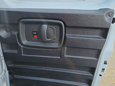 Used 2021 Chevrolet Express 2500 w/ Driver Convenience Package image 33