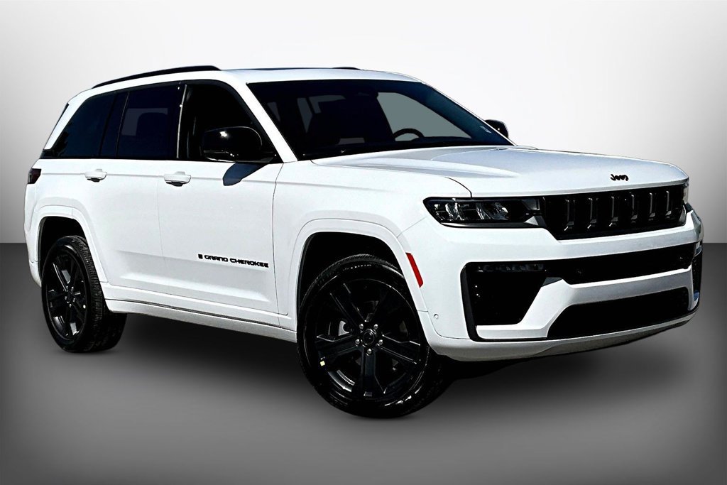 New 2027 Jeep Grand Cherokee Limited AWD/4WD image 2