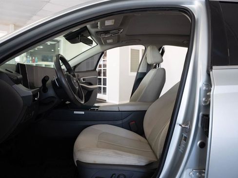 Used 2024 Hyundai Sonata SEL w/ Convenience Package FWD image 10