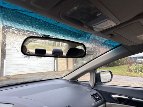 Used 2006 Honda Civic Hybrid Sedan 4D image 18