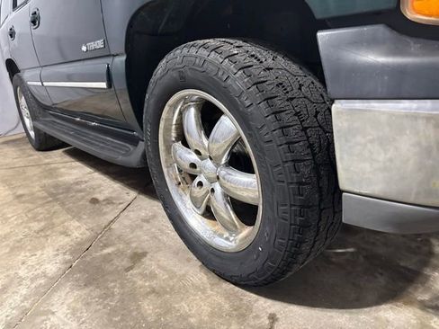 Used 2003 Chevrolet Tahoe LT AWD/4WD image 20