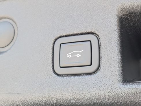 Used 2024 Chevrolet Equinox RS AWD/4WD image 15