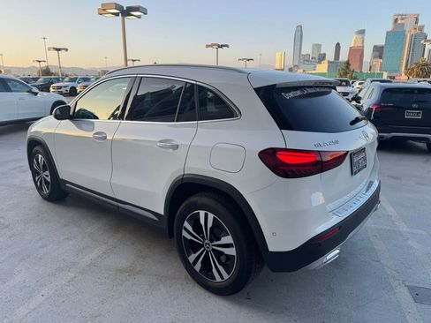 Used 2026 Mercedes-Benz GLA 250 image 4
