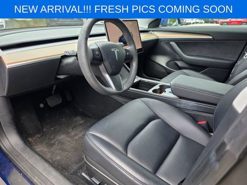 Used 2023 Tesla Model 3 Standard Range RWD image 8