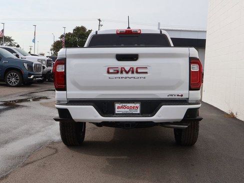 New 2026 GMC Canyon AT4 image 5