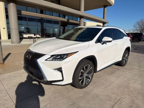 Used 2017 Lexus RX 350 AWD w/ Premium Package image 2