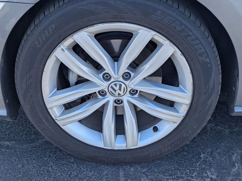 Used 2019 Volkswagen Passat 2.0T Wolfsburg image 14