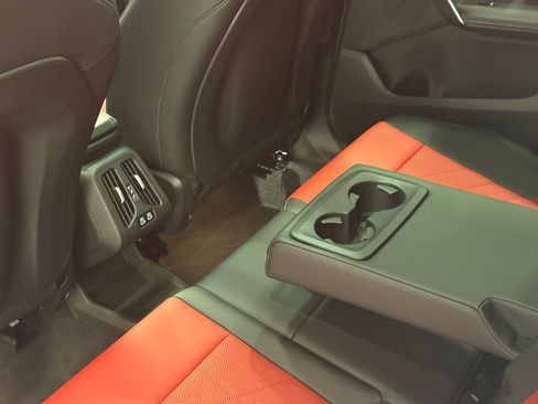 Certified 2025 BMW X2 xDrive28i image 22