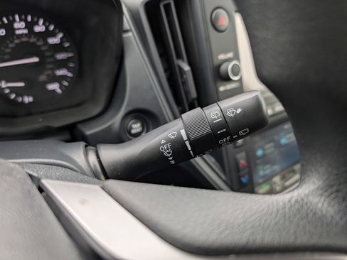 Used 2025 Subaru Impreza 2.0i image 30