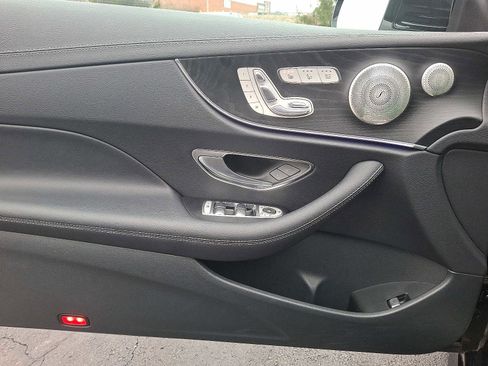 Used 2023 Mercedes-Benz E 450 Cabriolet image 11