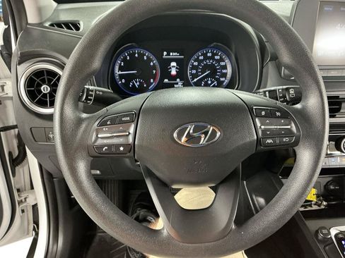 Certified 2022 Hyundai Kona SEL w/ Winter Weather Package FWD image 8