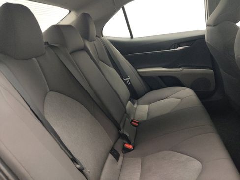 Used 2022 Toyota Camry LE FWD image 19