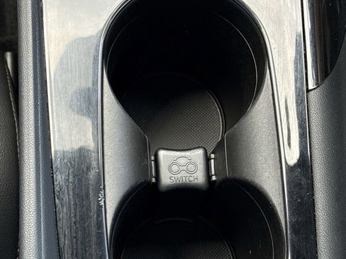 Used 2023 Hyundai Elantra Limited w/ Cargo Package image 28