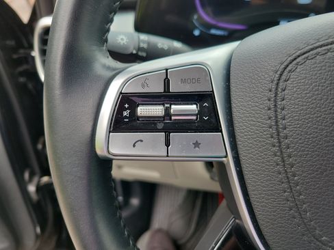Used 2025 Kia Telluride S FWD image 15