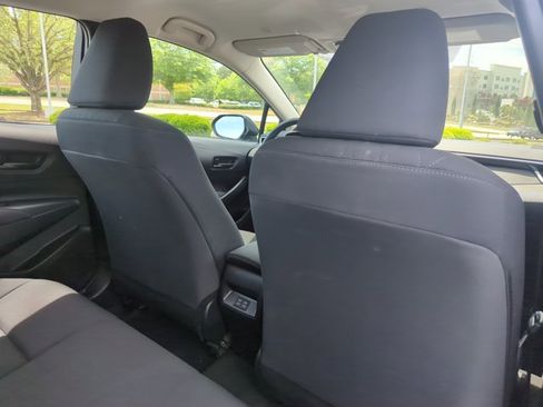 Used 2025 Toyota Corolla LE FWD image 23