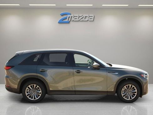 Used 2025 MAZDA CX-90 3.3 Turbo w/ Preferred Package image 6