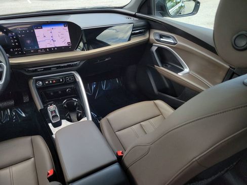 Certified 2025 Audi Q5 Premium w/ Convenience Package AWD/4WD image 24