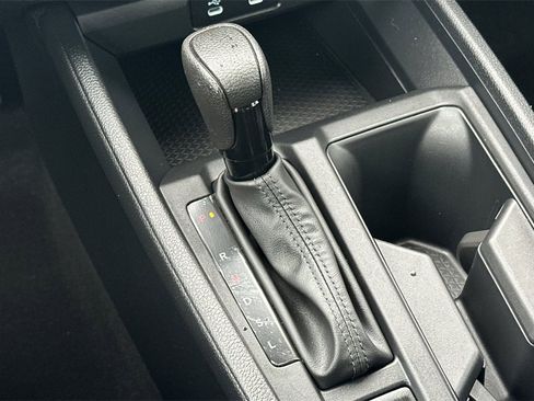 Certified 2025 Honda Accord LX image 19