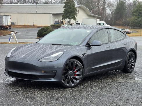 Used 2023 Tesla Model 3 Performance image 2