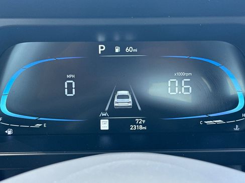 Certified 2025 Hyundai Elantra Sport FWD image 26