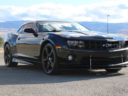 Used 2013 Chevrolet Camaro SS w/ RS Package RWD image 15